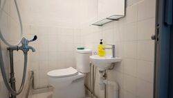 Jalan Pacheli (D19), Terrace #566507451